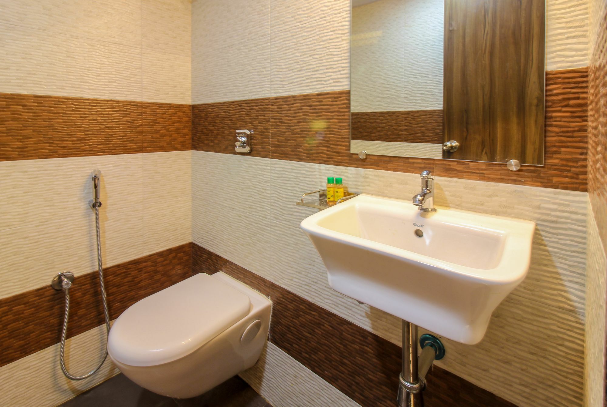 Fabhotel Amour - Nr Mumbai International Airport Dış mekan fotoğraf